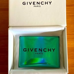GIVENCY Patent Leather Logo Cardholder Wallet
